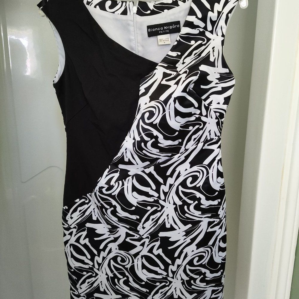Bianca Nygard top / skirt. Black and White, size 4 petite